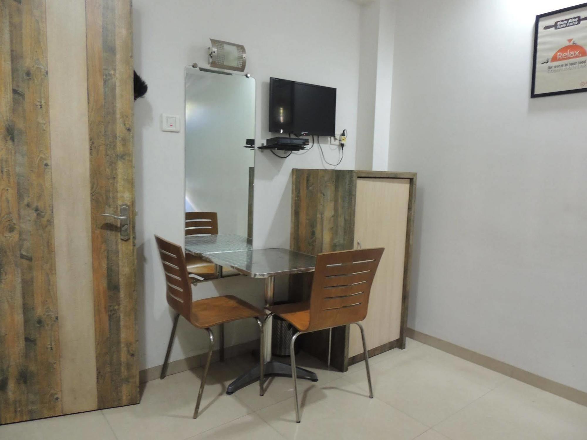 Fabhotel Galaxy Suite Mumbai Exterior foto