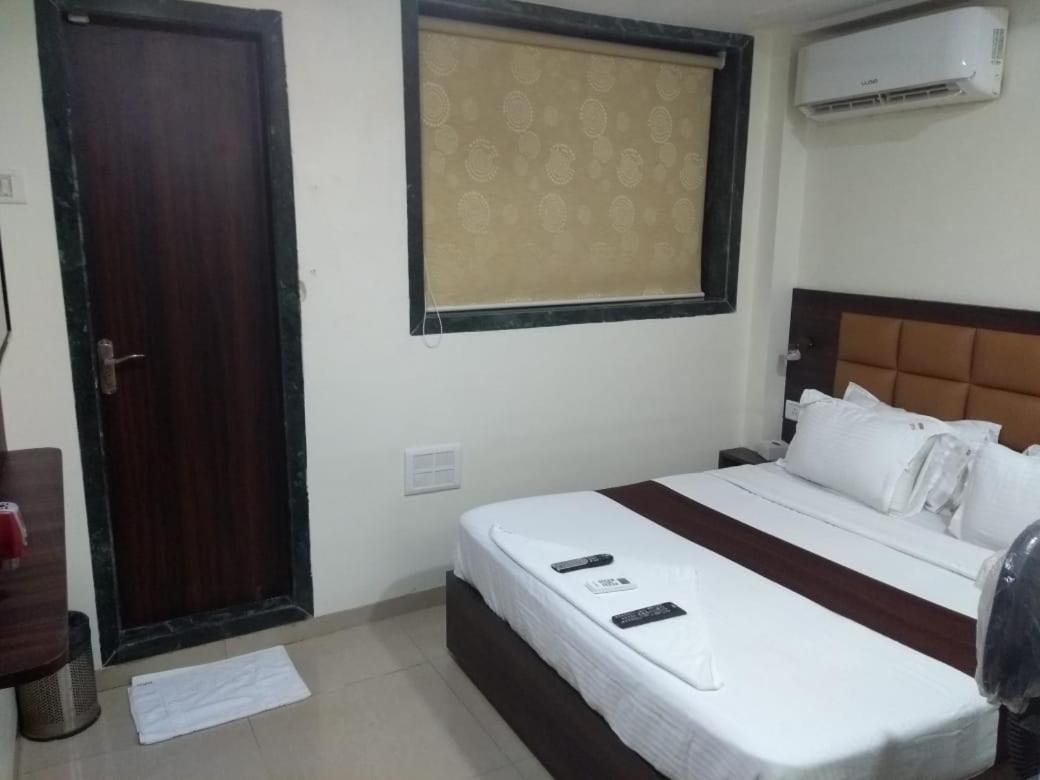 Fabhotel Galaxy Suite Mumbai Exterior foto